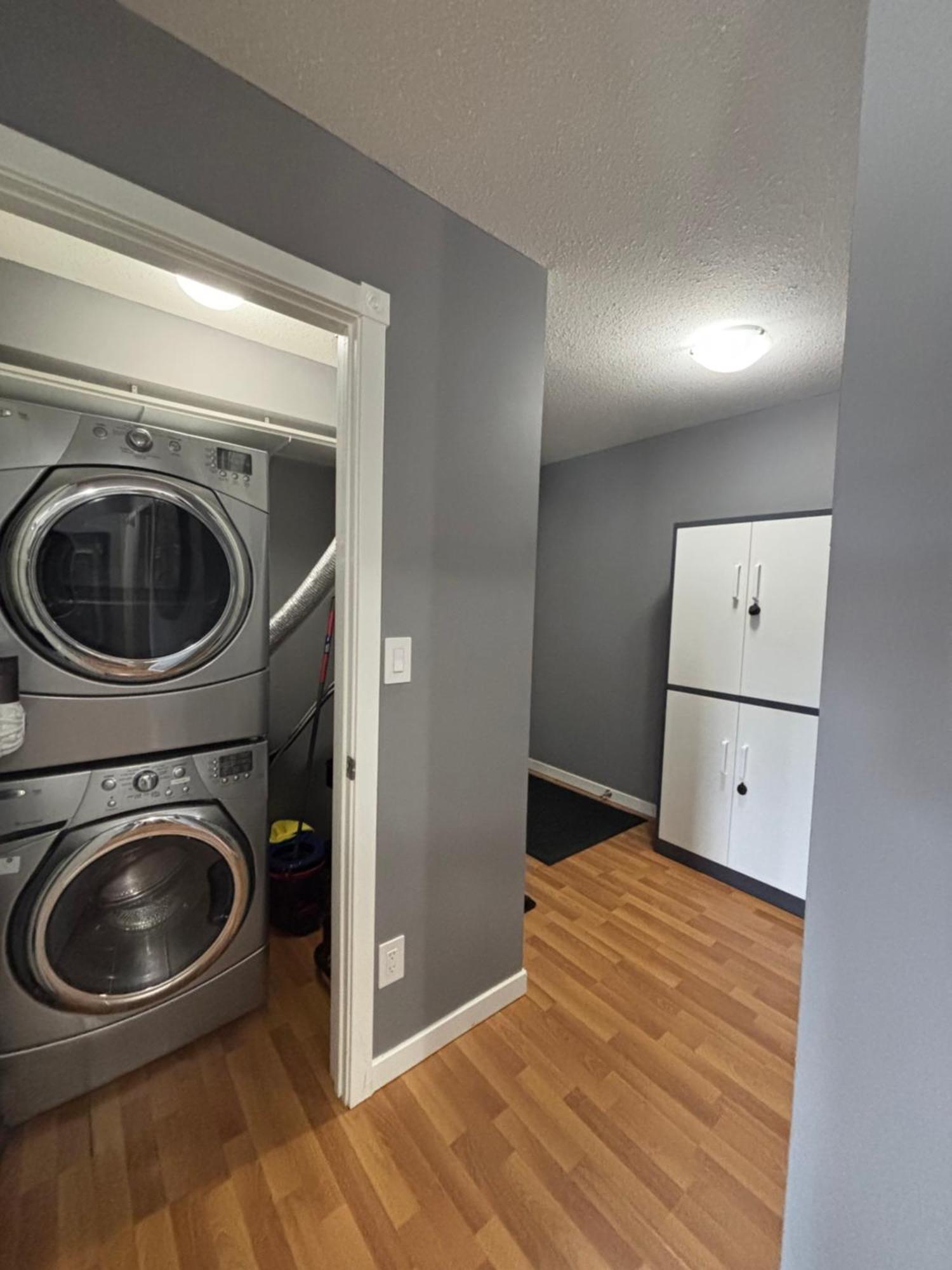 Top Floor Riverfront Condo With Stellar Sunsets! Fort Mcmurray Ngoại thất bức ảnh